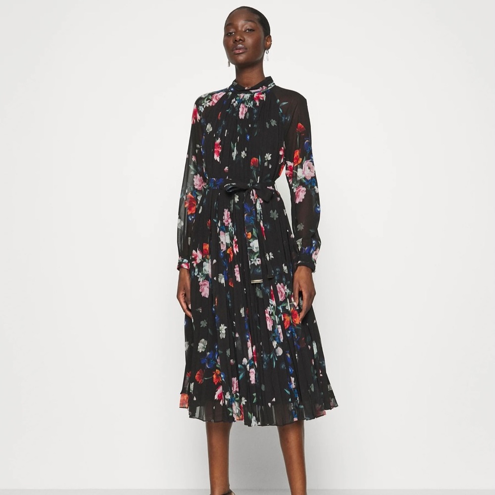 Ted Baker: High Collar, Pleated Floral Dress (Ted Size 1)